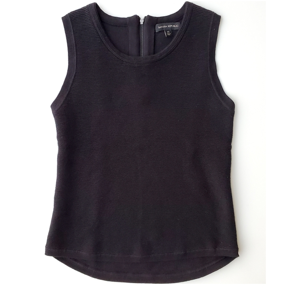 Banana Republic Ribbed Shell